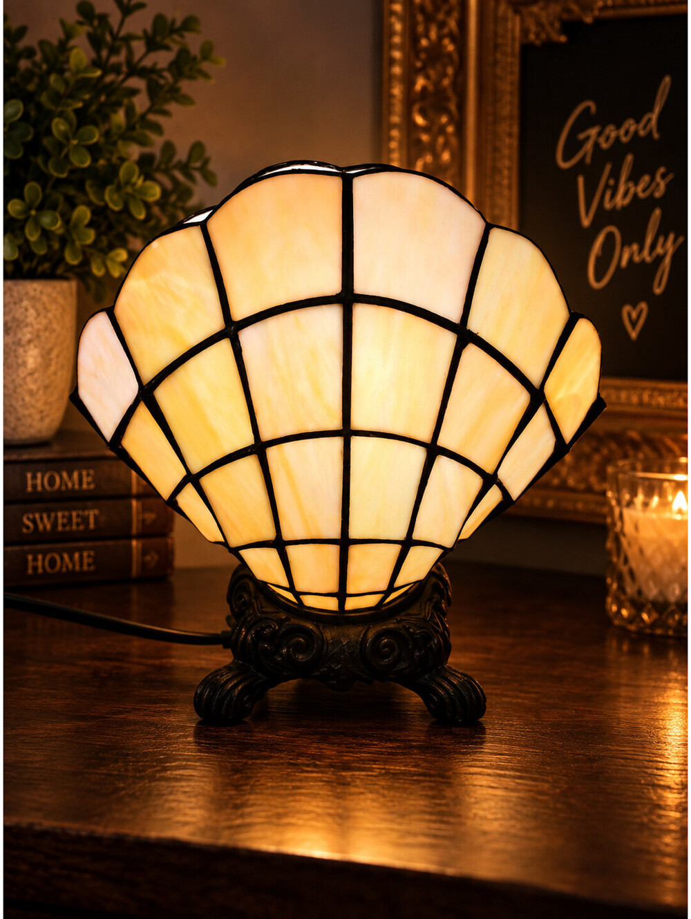 🐚CRACKER BARREL SEASHELL STAIN GLASS ACCENT LAMP BRAND NEW BULB NOT INCLUDED!